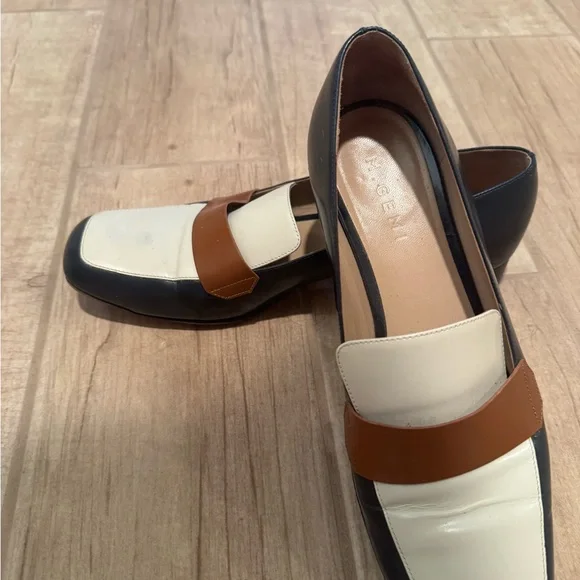 M. Gemi Two-Tone Leather Loafers in Cream, Brown & Navy - Picture 1 of 4